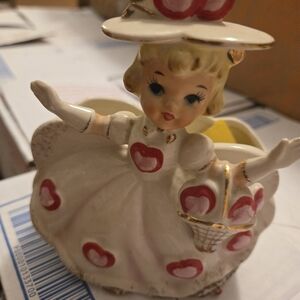 Relpo Valentine Girl Vase